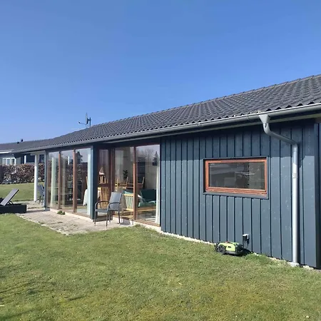 Grandmas Summer House Tatil Evi