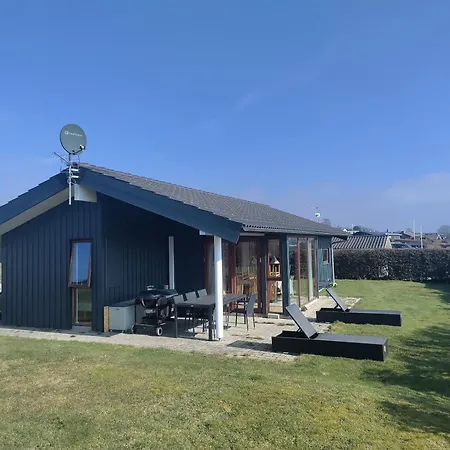 Grandmas Summer House Rønde